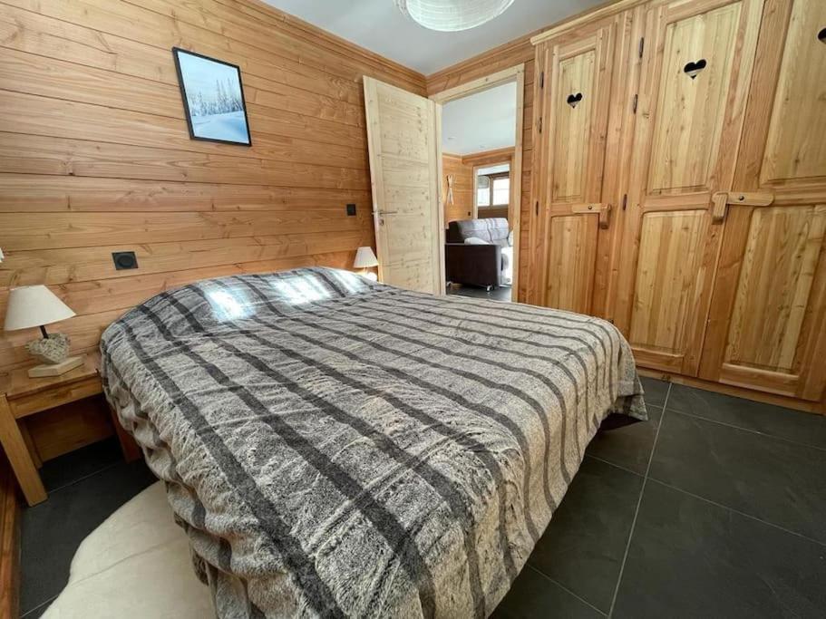 Appartement Lumineux Neuf Dans Bas De Chalet Le Douglas La Joue du Loup Exterior foto